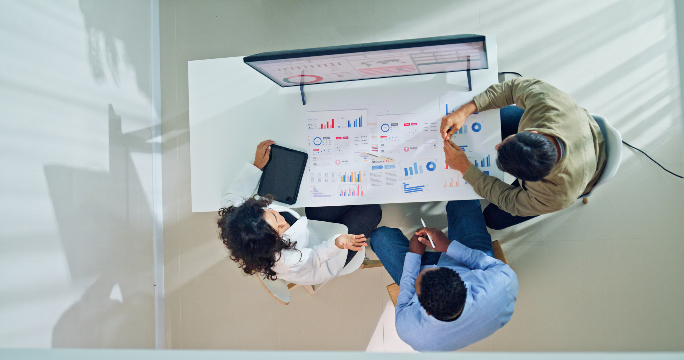 Q4 2025 record-breaking year dashboard